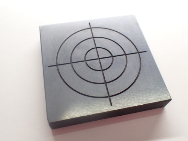 セラミックスへの細溝加工